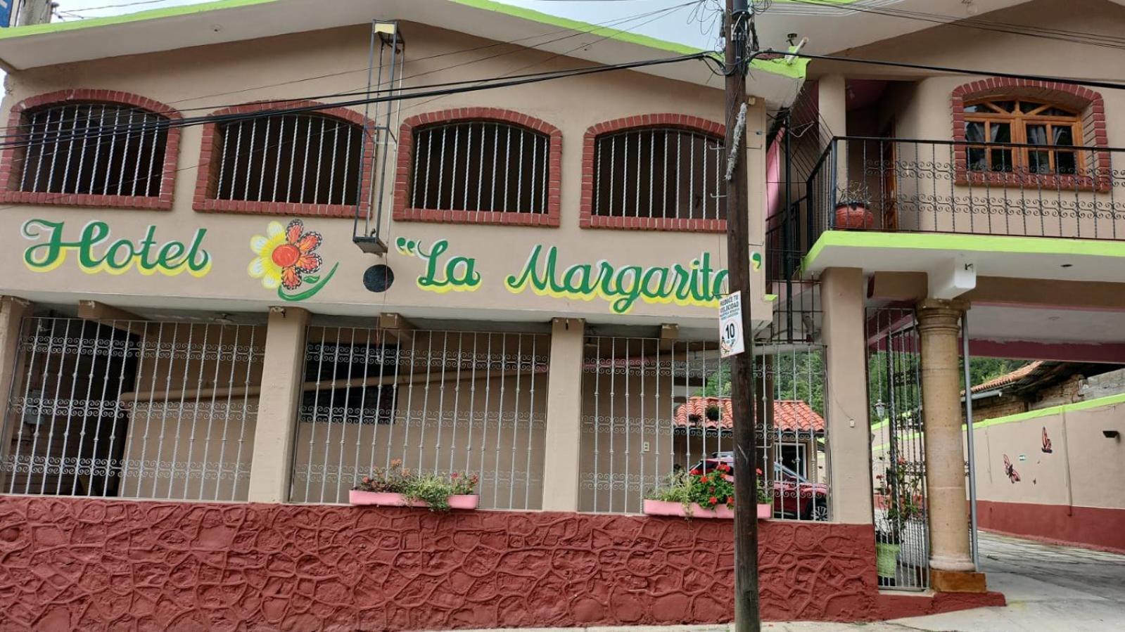 Hotel La Margarita Mineral de Angangueo 外观 照片